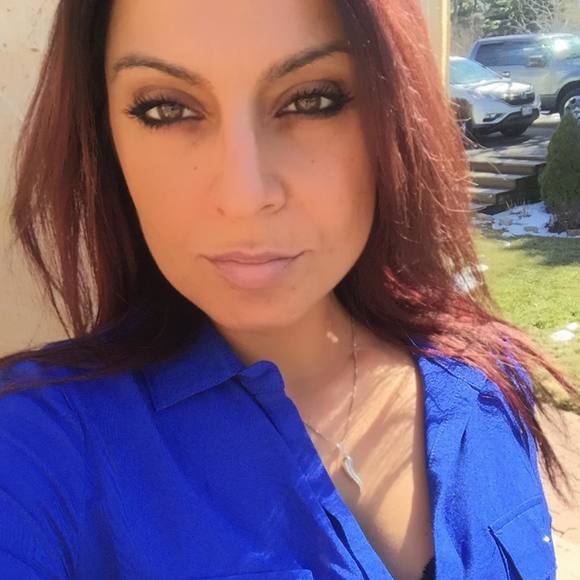 Meet your Posher, Lina - Picture 1 of 1